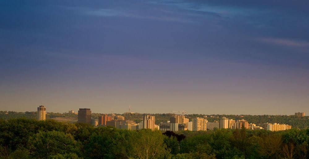City View Inn Burlington Luaran gambar